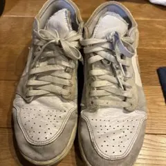 Nike Air Jordan 1 Low ホワイト/グレー