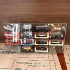 1/18 レッドブル仕様LED照明ディスプレイケース【半艶ネイビー