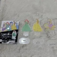 匿名配送❣️ダイソー　ディズニー　アクリルスタンドのサムネイル