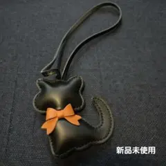 キーホルダー 黒 ネコ バッグチャーム シンプルかわいい ワンポイント ネコ好き
