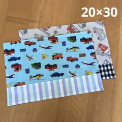 ルークさま　ランチョンマット20×30 はたらく車２枚セット　ネームテープ縫い付