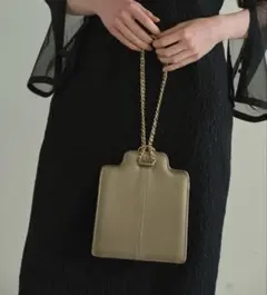 アンドレスド　ハンドバッグ パーティーバッグ　モカ　ゴールド　オケージョン