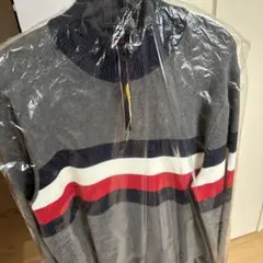 トミーフィルフィガーストライプデザイン グレーセーター C8878B7100