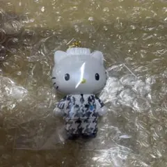 ハローキティ　シークレットマスコットチャーム モノクロガーリー　ダニエル