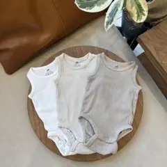 H&M コットン 袖無 ボディスーツ 出産準備 新生児 ベビー ロンパース 美品