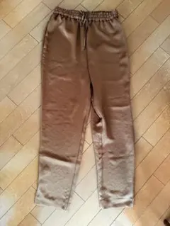 BEAUTY&YOUTH サテンパンツ