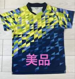 美品！ヴィクタス　ユニフォーム　卓球　Ｍ