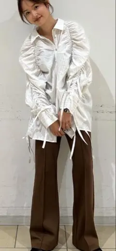 Ungrid 【新品】ギャザーデザインルーズシャツ　ホワイト