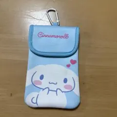 シナモンロール　ミニポーチ カラビナ付き