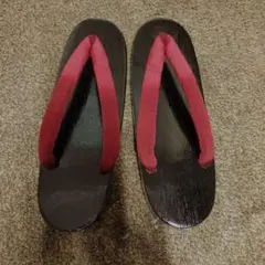 下駄　女性用　赤いグラデーションの鼻緒