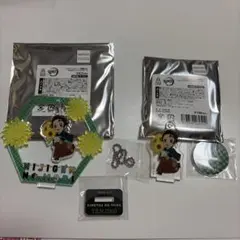 鬼滅の刃　竈門炭治郎　アクリル2点セット