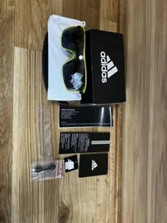 adidas スポーツサングラス ブラック/イエローのサムネイル