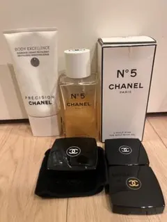 N°5 CHANEL ボディオイル・メイクシヤネル