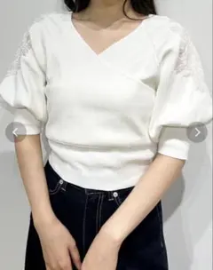 【美品】　マーキュリーデュオ　2WAYコンパクトニット　白ニット　値下げ