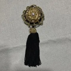 ま*こ様 タッセル　キラキラ　ボタン付き