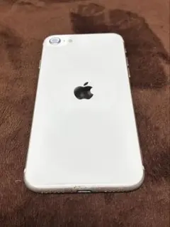 Apple iPhone SE 第3世代ホワイト本体　バッテリー容量良好96%