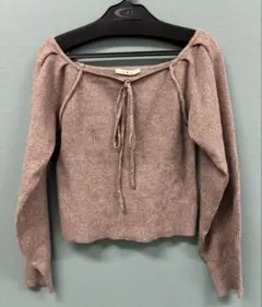 【ｅｍｓ】リブニット オフショルダー セーター ピンクベージュ【新品未使用】