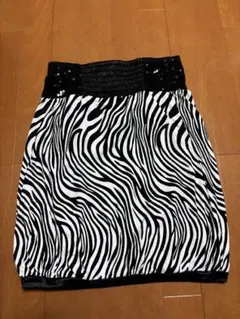 ゼブラ柄ノースリーブミニワンピースのサムネイル