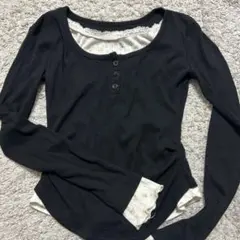 SHEIN黒い長袖Tシャツ Mサイズ