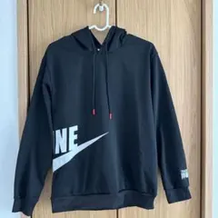 Nike フード付きパーカー ブラック Mサイズ