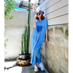 ★【決算特価】新品✨ハート柄 青ロングワンピース Vネック 綿100% 可愛い