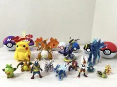 ポケモン モンコレ & ミニフィギュア 14体　モンスターボールセット