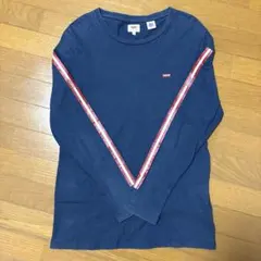 ⭐️ Levi's リーバイス⭐️両袖ストライプロゴ入り長袖シャツ・ロンT