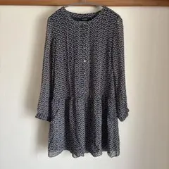 cn-suey　レトロ　小花柄 長袖ワンピース【Mサイズ】