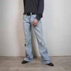 TRUE RELIGION ダメージ加工フレアジーンズパンツ 水色/VW217