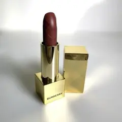 【新品】 バーバリー キスサテン 16 口紅　リップカラーのサムネイル
