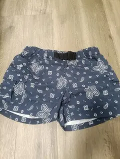 Columbia ペイズリー柄ショートパンツ