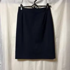 UNIQLO タイトスカート 後スリット 就活 仕事着 黒 M〜L