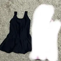 新品　黒いフレアスカート付き水着