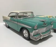 美品　1/18 アメ車　ミニカー　シボレー　ベルエア　1956 ベビーグリーン