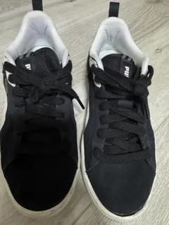 PUMA ブラック/スニーカー