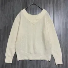 エムズエキサイト　Vネック ケーブル編みニット　ふんわり　M