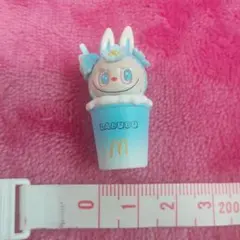 ラブブ　フィギュア