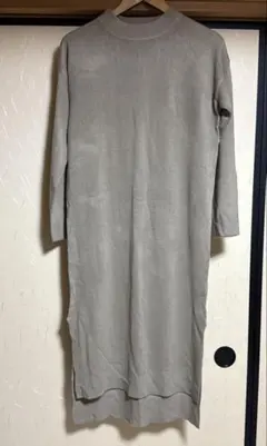 長袖ニットワンピース