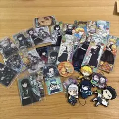 鬼滅の刃 バッジ・カードセット まとめ売り