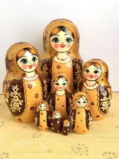 ロッカクアヤコ個展 ティッセ ン = ホルネミッサ美術館 - メルカリ