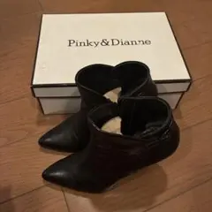 PINKY&DIANNE ブラック レザー ブーティのサムネイル