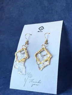 クォーツ 溢れ出す ピアス ハンドメイド 鉱石 宝石 誕生石 原石 天然石