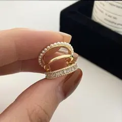 ボリューム　イヤーカフ　ゴールド　パール　片耳　3連　ピアス　イヤリング