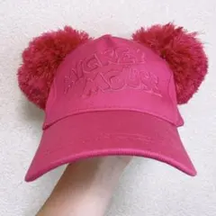 ディズニーリゾート　ミッキーマウスポンポン付きキャップ