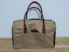 ナイロン製ボストンバッグ ベージュとブラウン