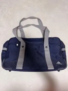 スクバ adidas