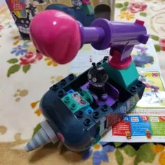 Item thumbnail for item 7a4fa72e-f38e-4e09-9219-9db4d595fede