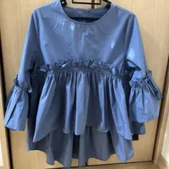 titivate フリル付き　ブルー　ペプラム　シャツ　フリーサイズ