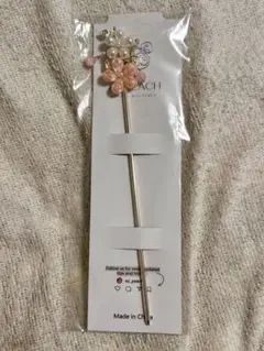 花とパールの金属製かんざし