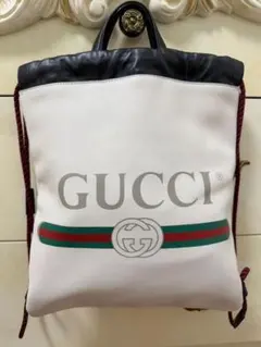 GUCCI グッチ ロゴ レザー バックパック リュック ホワイト 523586のサムネイル